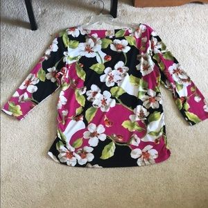 Pink floral top. Size PXL